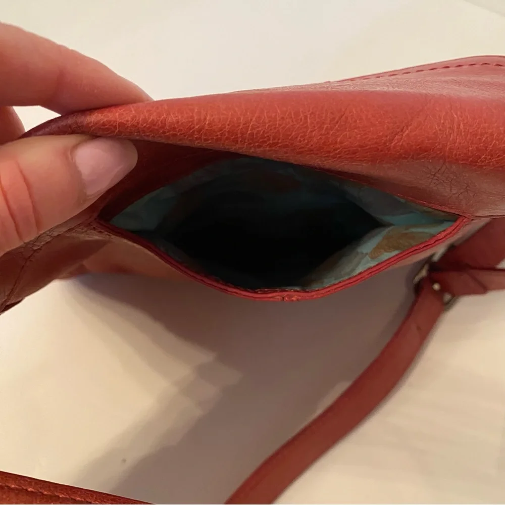 HOBO INTERNATIONAL SHOULDER CROSSBODY BAG RED LEATHER FLAP SILVER HARDWARE